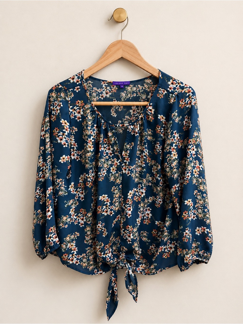 West Kei Navy Floral Tie Front Blouse Size M